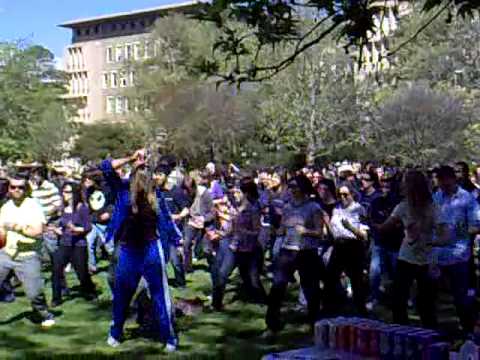 World Record Robot Dance at Melbourne University 2009