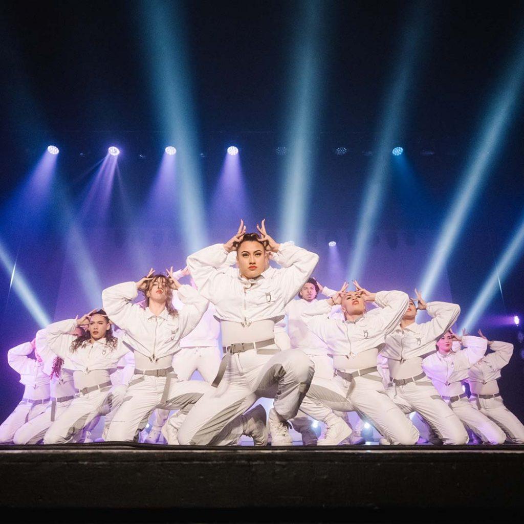 REVIEW The Royal Family Dance Life